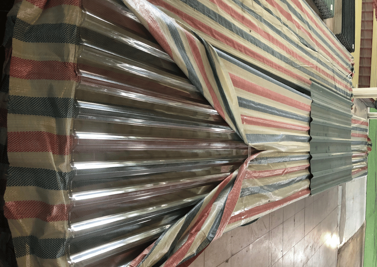 Tấm lấy sáng Polycarbonate dạng sóng Phát Lộc 7 Tấm lấy sáng Polycarbonat dạng sóng Phát Lộc trong đời sống