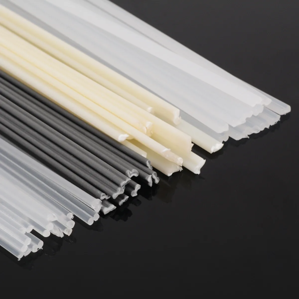 Que han nhua PVC Phat Loc