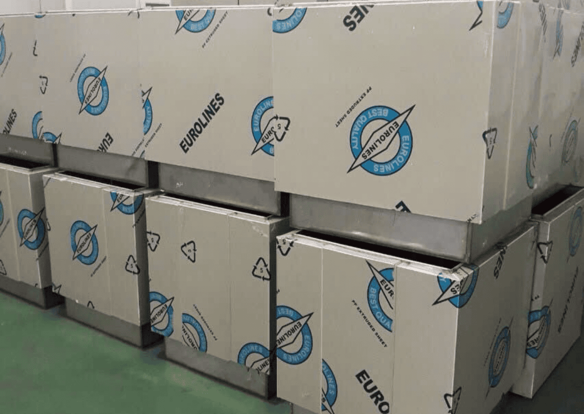 Tấm nhựa cho nhà máy phân bón bảo vệ công trình 1 Tấm nhựa cho nhà máy phân bón