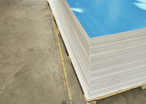 Ứng dụng thực tế của tấm nhựa pvc thay inox