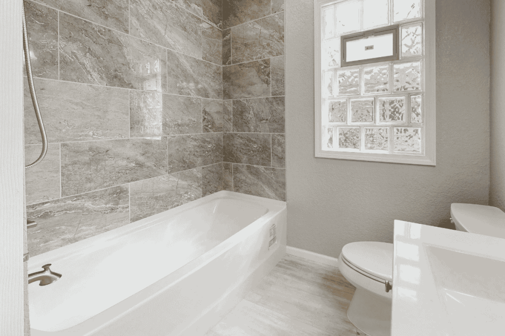 Cách ốp tấm nhựa pvc tường nhà tắm