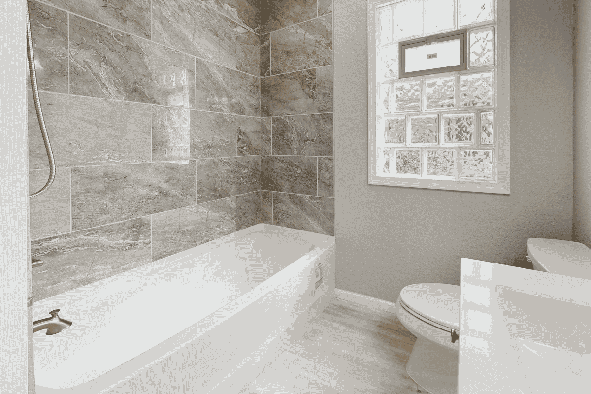 Cách ốp tấm nhựa pvc tường nhà tắm