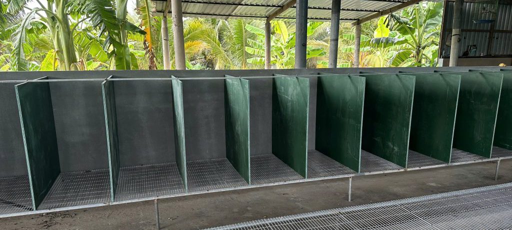 giải pháp vật liệu làm chuồng trại chăn nuôi